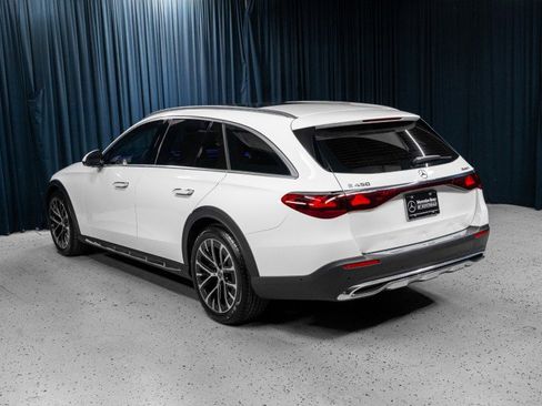 New 2025 Mercedes-Benz E 450 4MATIC All-Terrain Wagon image 9