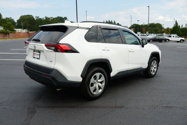 Used 2021 Toyota RAV4 LE FWD image 8
