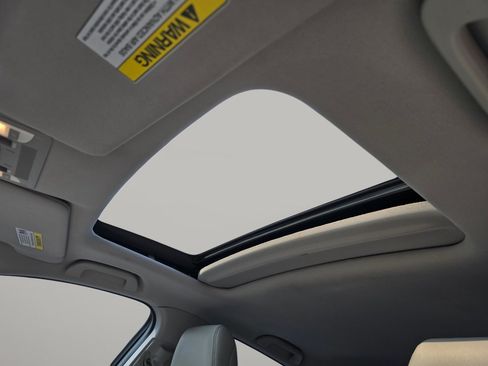 Used 2018 Acura ILX FWD image 5