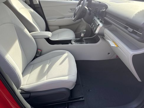 New 2026 Hyundai Kona SE FWD image 14