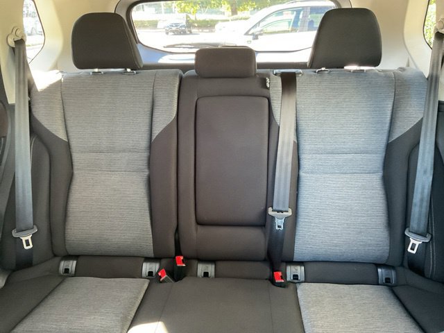 Used 2023 Nissan Rogue SV AWD/4WD image 31