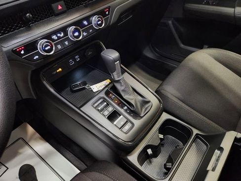 Used 2024 Honda CR-V EX image 16