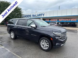 Used 2023 Chevrolet Suburban Premier RWD video 1