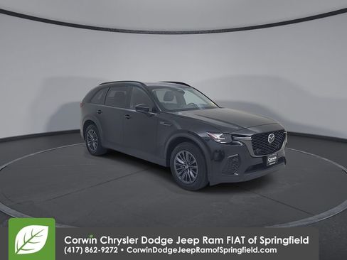 Used 2025 MAZDA CX-70 3.3 Turbo w/ Preferred Package image 3