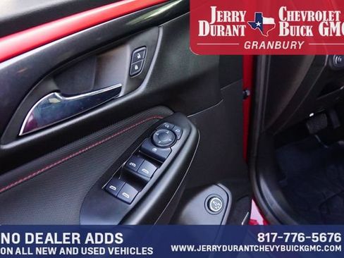 Used 2025 Chevrolet TrailBlazer RS w/ Convenience Package FWD image 16
