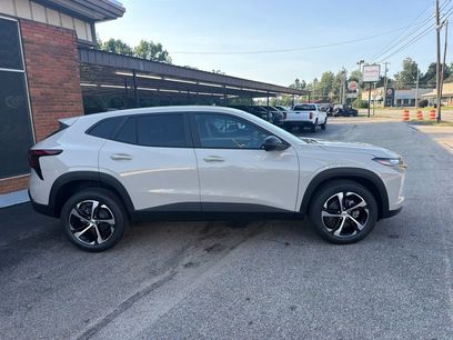 New 2026 Chevrolet Trax RS w/ Sunroof Package