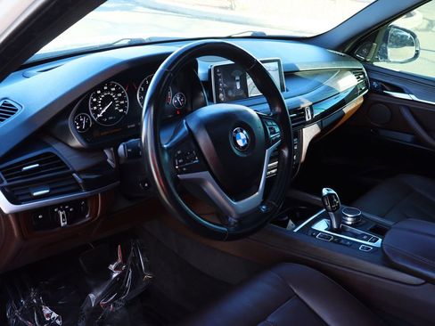 Used 2017 BMW X5 xDrive40e image 43
