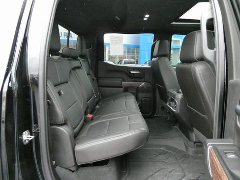 Used 2019 Chevrolet Silverado 1500 High Country w/ Technology Package image 18