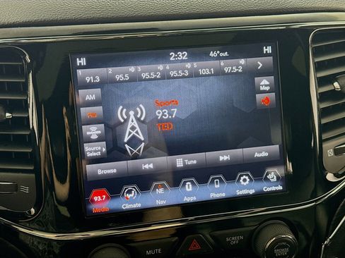 Used 2020 Jeep Grand Cherokee Limited image 18