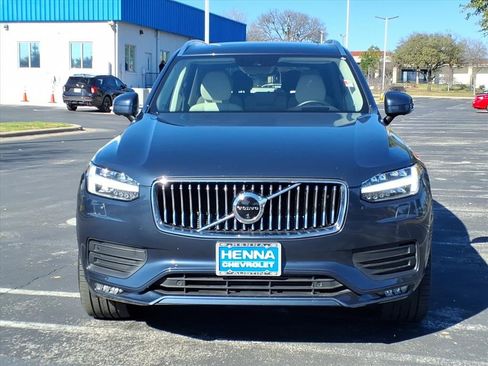 Used 2020 Volvo XC90 T6 Momentum w/ Protection Package Premier image 2