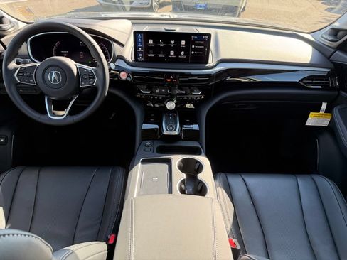 Certified 2026 Acura MDX w/ Technology Package AWD/4WD image 17