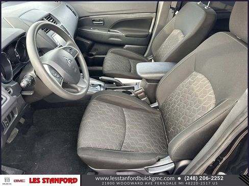 Used 2024 Mitsubishi Outlander Sport S image 20