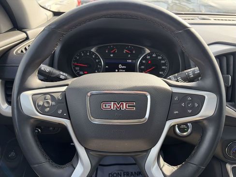 Used 2024 GMC Terrain SLT AWD/4WD image 14