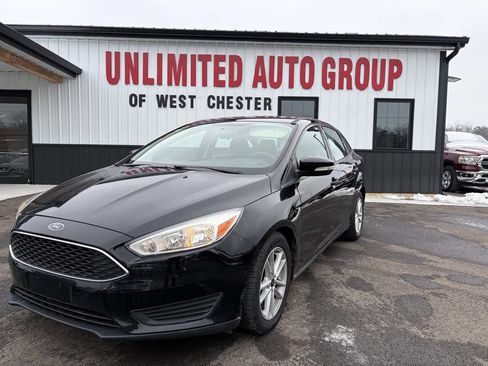 Used 2017 Ford Focus SE image 1