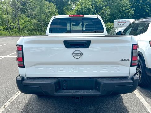 Used 2025 Nissan Frontier S w/ Tow Package AWD/4WD image 5