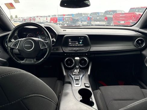 Used 2018 Chevrolet Camaro LT w/ RS Package image 19