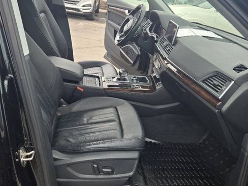 Used 2019 Audi Q5 2.0T Premium Plus w/ Premium Plus Package AWD/4WD image 28