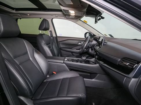 Used 2023 Nissan Rogue SL w/ SL Premium Package AWD/4WD image 16