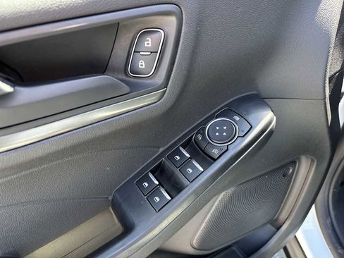 Used 2025 Ford Escape Active AWD/4WD image 22