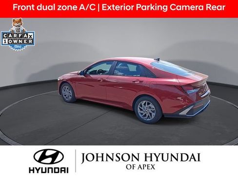 Certified 2024 Hyundai Elantra SEL FWD image 5