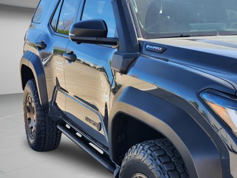 Used 2025 Toyota 4Runner Trailhunter image 13