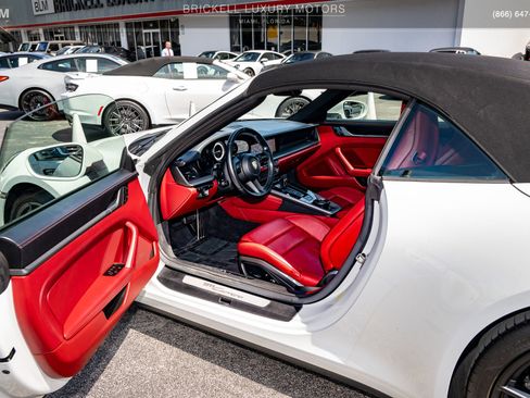 Used 2020 Porsche 911 Carrera RWD image 61