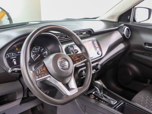 Used 2021 Nissan Kicks SV image 22