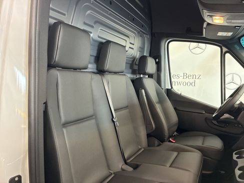 New 2025 Mercedes-Benz Sprinter 3500 image 19