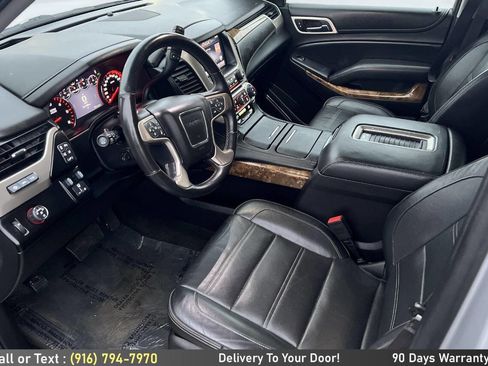 Used 2015 GMC Yukon XL Denali w/ Premium Package image 13