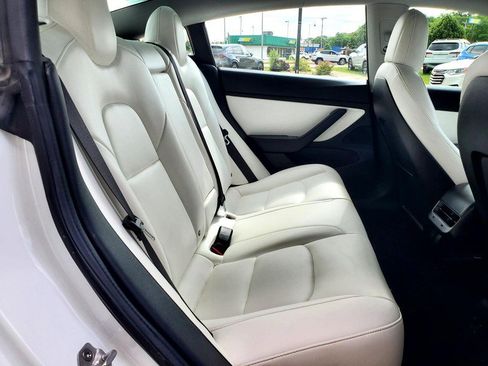 Used 2018 Tesla Model 3 Long Range AWD/4WD image 16