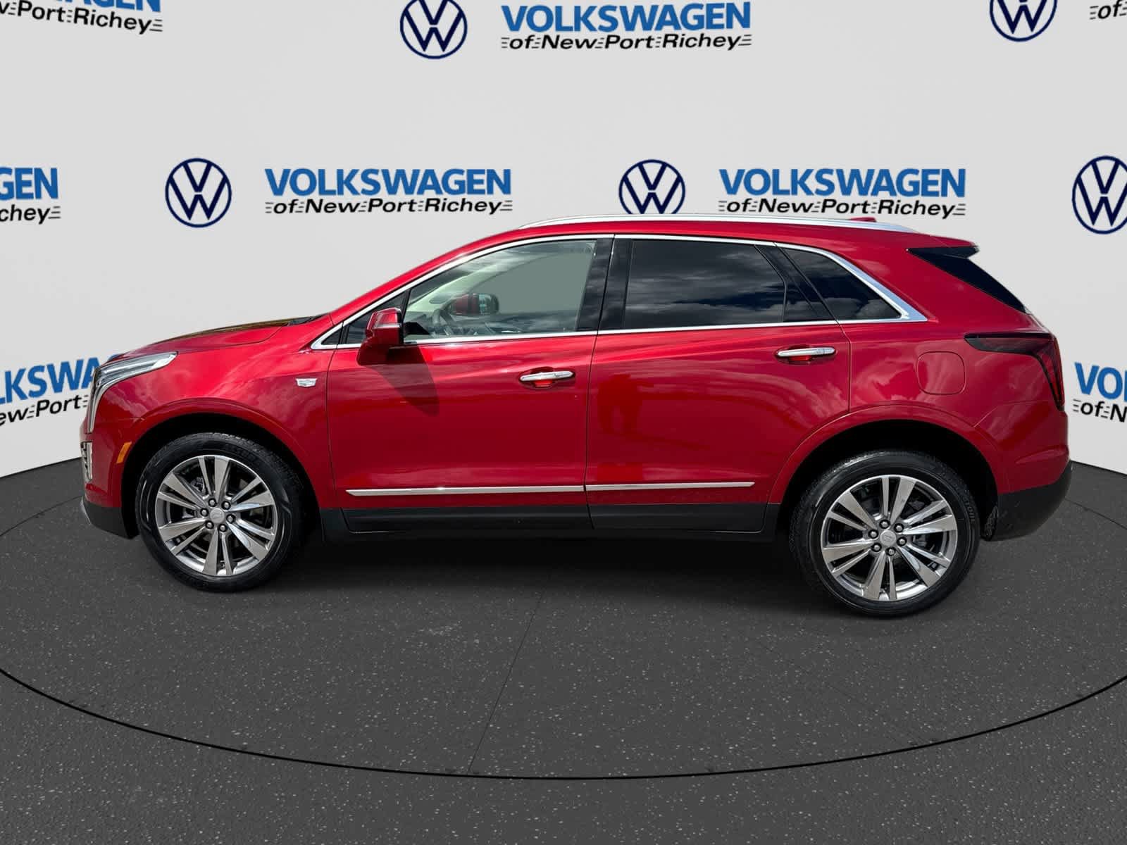 Used 2025 Cadillac XT5 Premium Luxury w/ LPO, Floor Liner Package AWD/4WD image 11