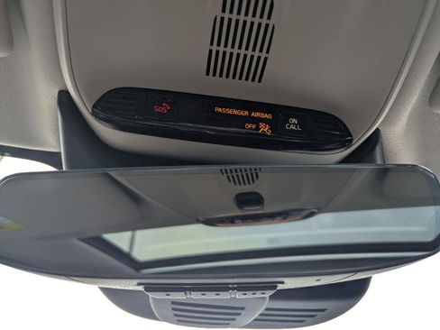 Used 2022 Volvo S60 B5 Inscription image 28