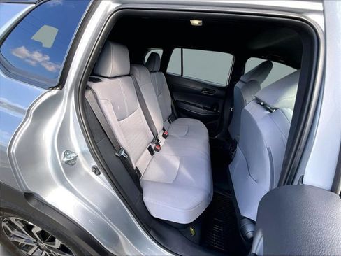 Used 2025 Toyota Corolla Cross AWD Hybrid image 28