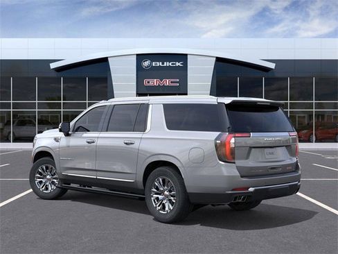 New 2026 GMC Yukon XL Denali image 3