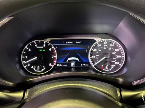 Used 2025 Nissan Sentra SV FWD image 14