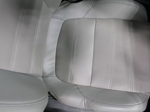 Used 2018 Honda CR-V EX-L image 27