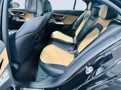 New 2026 Mercedes-Benz E 53 AMG e 4MATIC Sedan image 7