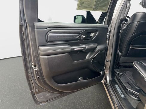 Used 2022 RAM 1500 Limited image 11