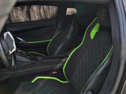 Used 2018 Lamborghini Aventador S AWD/4WD image 11
