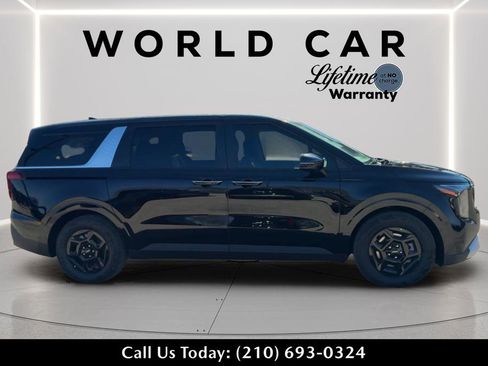 New 2026 Kia Carnival LXS image 2