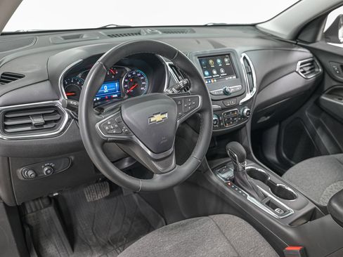 Used 2024 Chevrolet Equinox LT w/ LPO, Floor Liner Package image 15