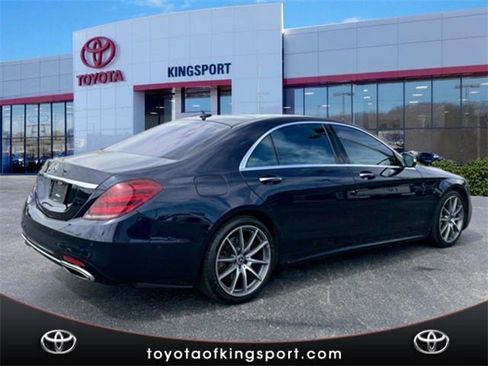 Used 2018 Mercedes-Benz S 560 Sedan image 5