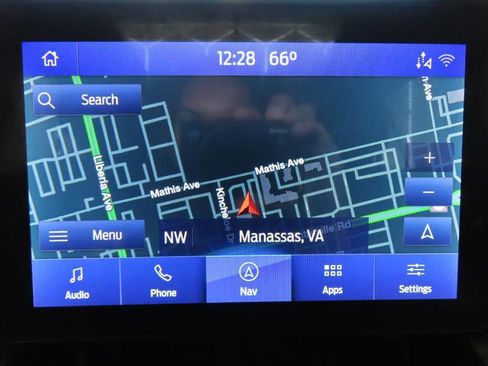 Used 2022 Ford Explorer Limited w/ Equipment Group 301A RWD image 24