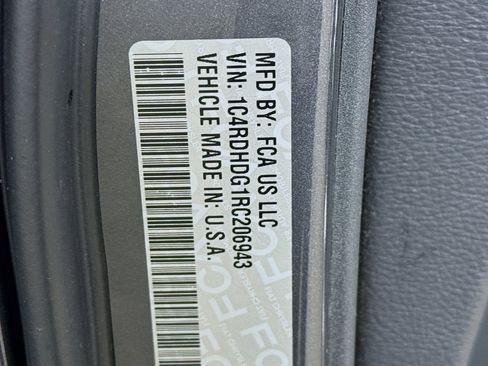 Used 2024 Dodge Durango GT RWD image 41