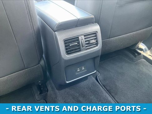 Used 2026 Nissan Rogue SL FWD image 10