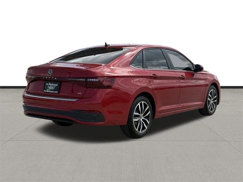 New 2026 Volkswagen Jetta SE image 5