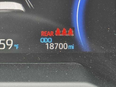 Used 2025 Toyota RAV4 LE AWD/4WD image 24