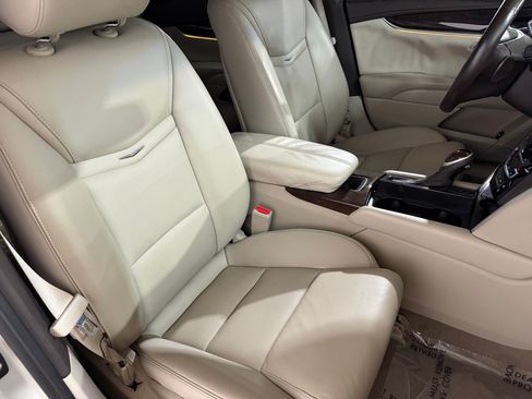 Used 2016 Cadillac XTS Luxury w/ Driver Awareness Package FWD image 33