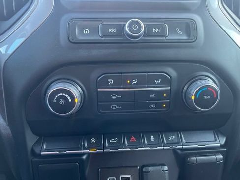 Used 2022 Chevrolet Silverado 1500 Custom AWD/4WD image 15