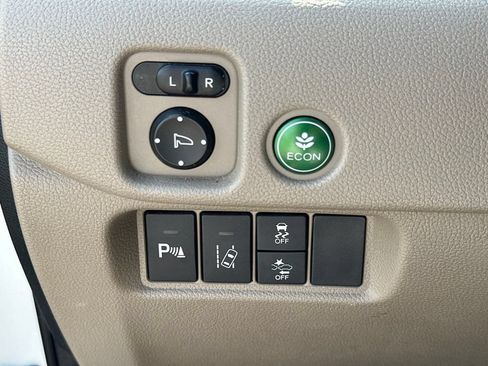 Used 2017 Honda Pilot Elite image 19